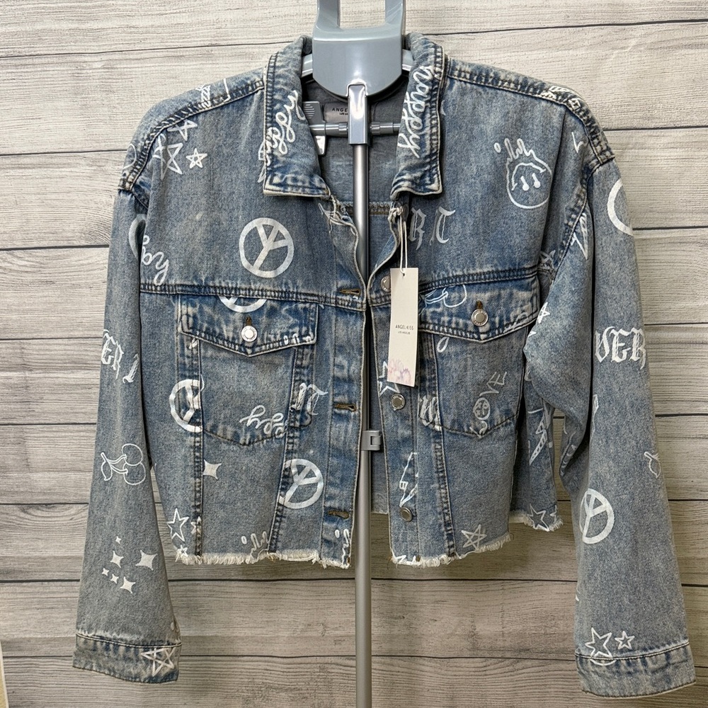 Angel Kiss Los Angeles Cropped Denim Jeans Jacket. Size XL.  NWT, never worn.